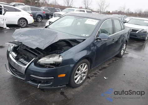 2010 Volkswagen Jetta Se из США, поврежденный, VIN 3VWRZ7AJ1AM069692
